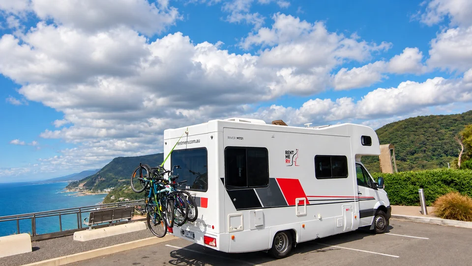RentMeRV motorhome carrying bikes for a group trip